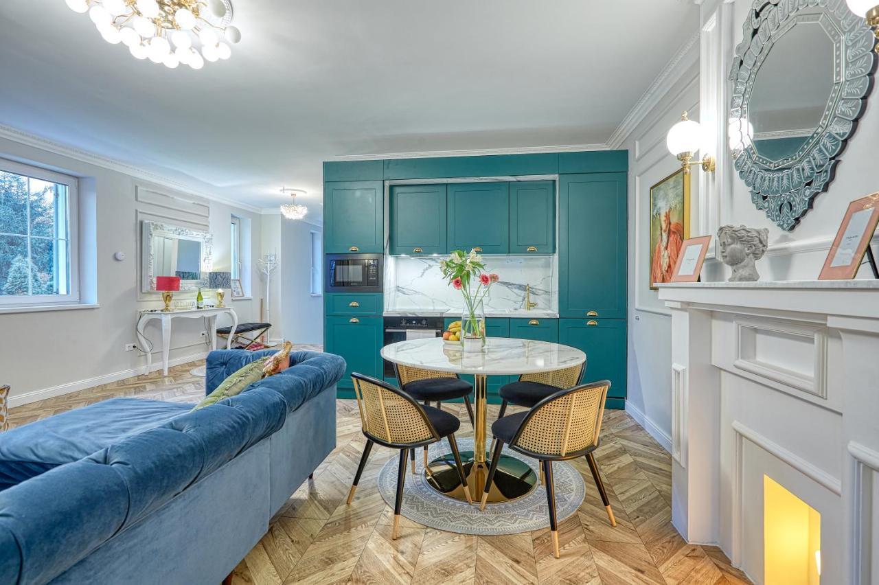 The Doors Luxury Apartment Mosonmagyaróvár 外观 照片