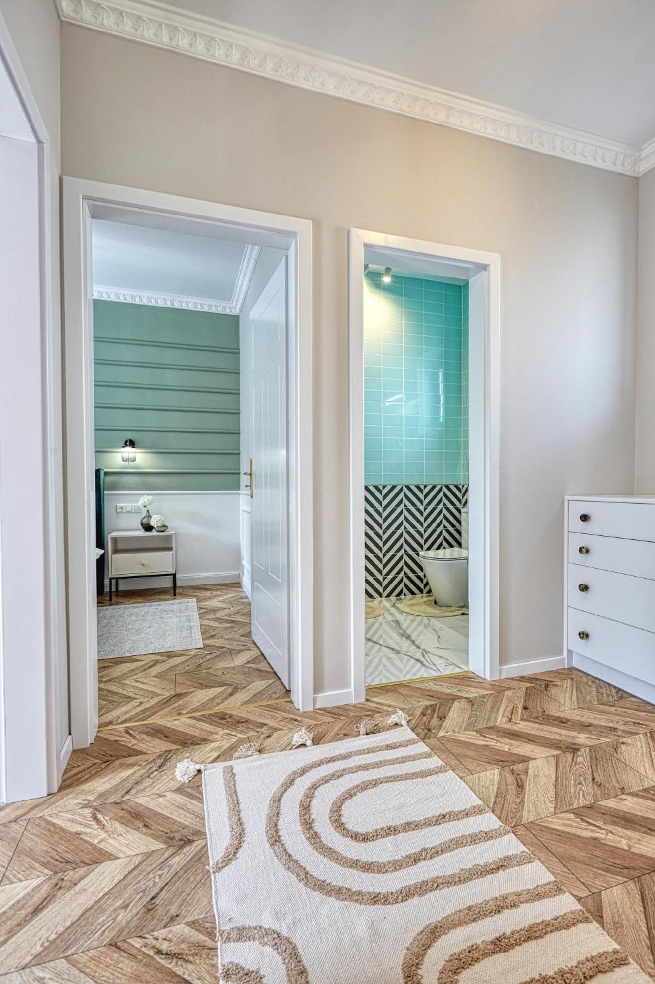 The Doors Luxury Apartment Mosonmagyaróvár 外观 照片